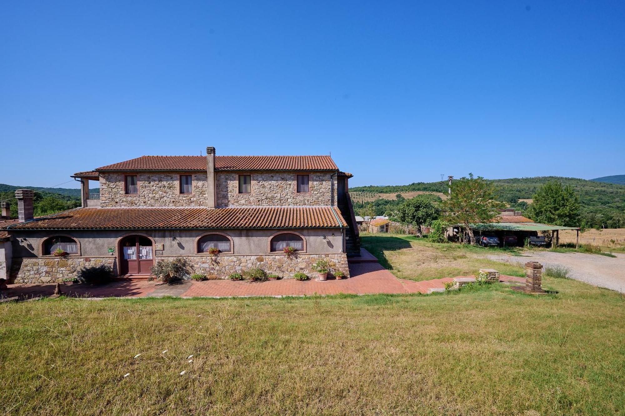 Agriturismo Tenuta Sant'Agnese Monteverdi Marittimo Bagian luar foto